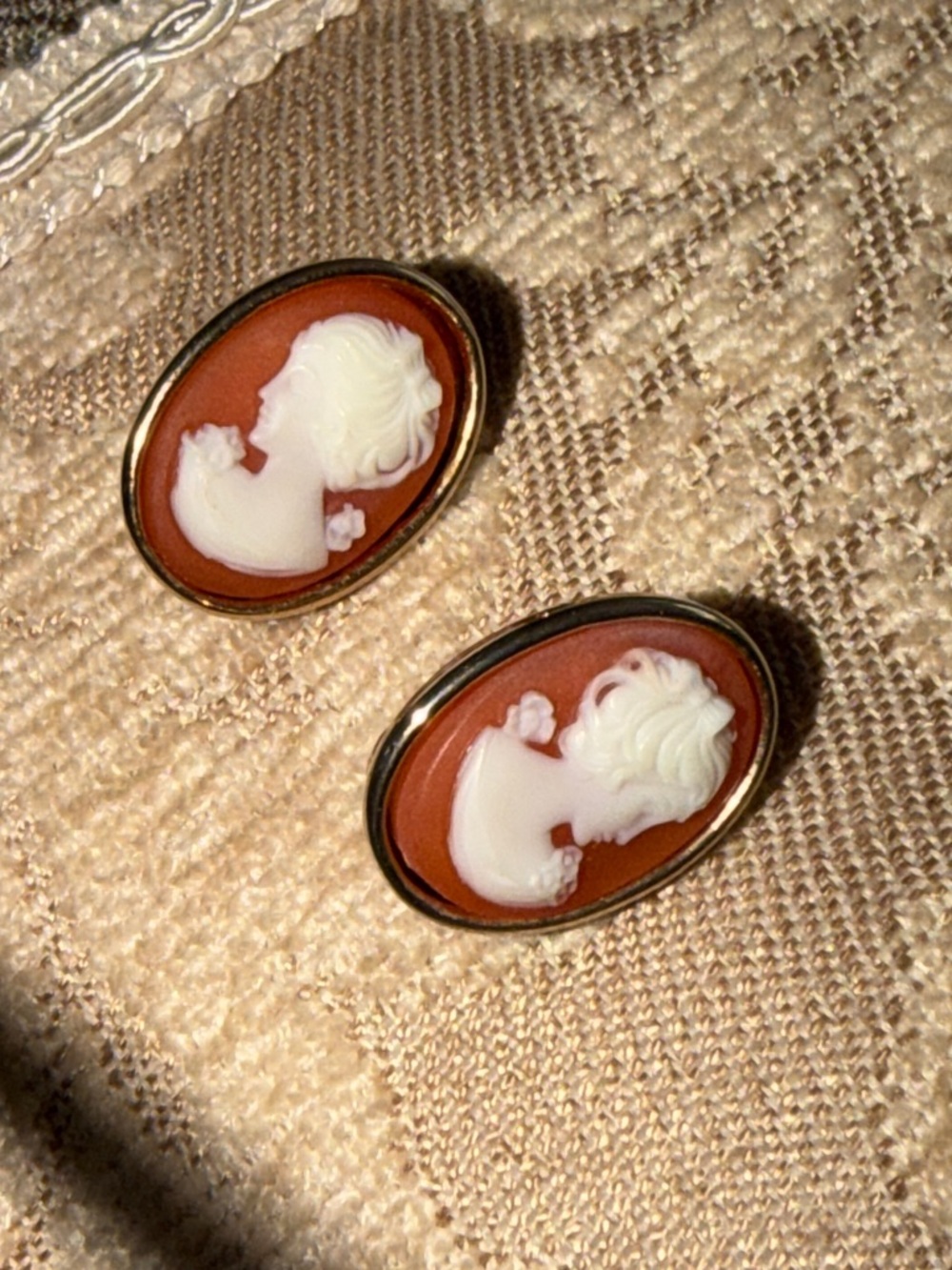 GIAVANI CLIP STYLE Italian cameo earrings real cameos not resin exquisite faces